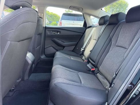 Used 2023 Honda Accord EX image 18