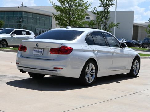 Used 2018 BMW 330i Sedan RWD image 9
