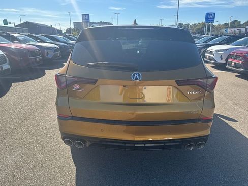 Used 2022 Acura MDX Type S image 11