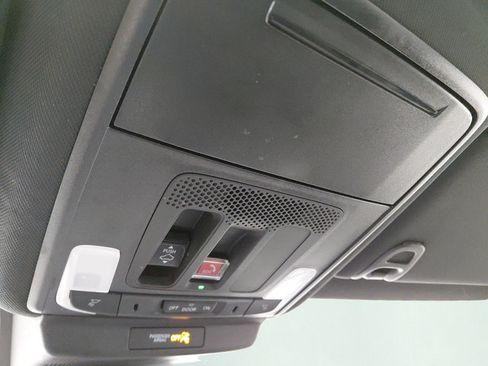 Used 2023 Honda Accord Sport image 40