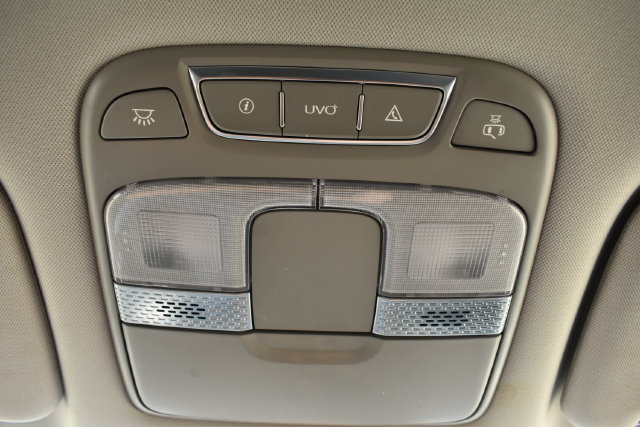 Used 2020 Kia Telluride LX FWD image 29