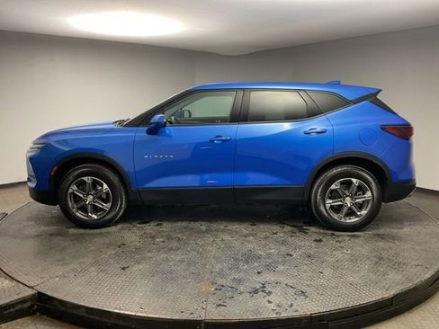 Used 2024 Chevrolet Blazer LT FWD image 4