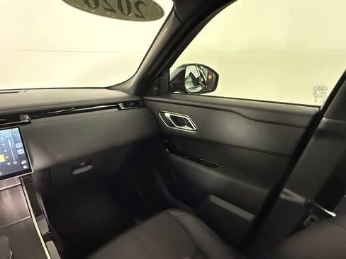 Used 2026 Land Rover Range Rover Velar Dynamic SE AWD/4WD image 18