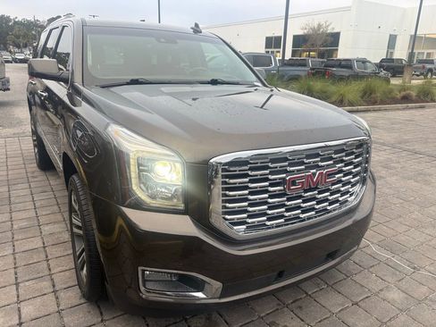 Used 2019 GMC Yukon Denali w/ Denali Ultimate Package image 5