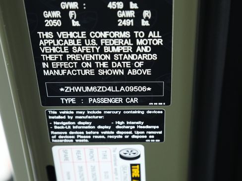 Used 2020 Lamborghini Aventador SVJ image 46