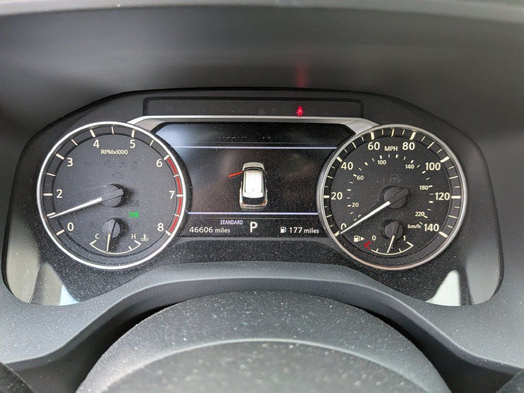 Used 2022 Nissan Rogue SL FWD image 16