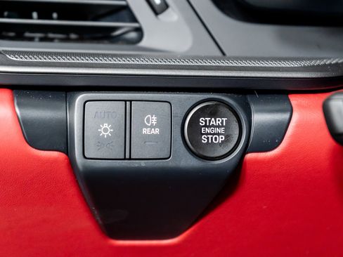 Used 2025 Porsche 911 Carrera S w/ Premium Package image 37