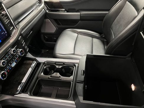 Used 2024 Ford F250 Lariat w/ Lariat Ultimate Package AWD/4WD image 40