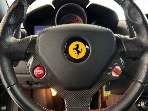 Used 2010 Ferrari California image 18
