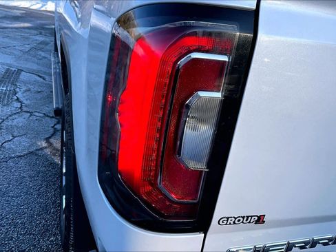 Used 2018 GMC Sierra 1500 Denali w/ Denali Ultimate Package image 28