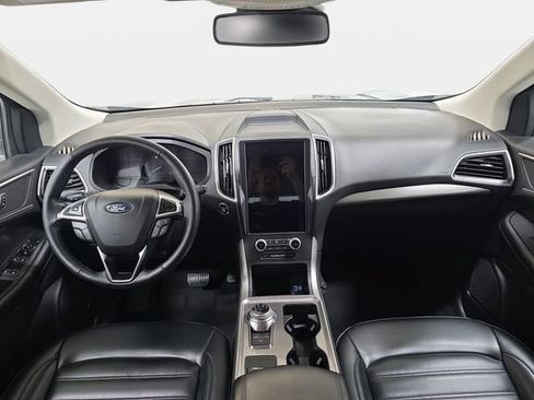 Certified 2024 Ford Edge SEL AWD/4WD image 9