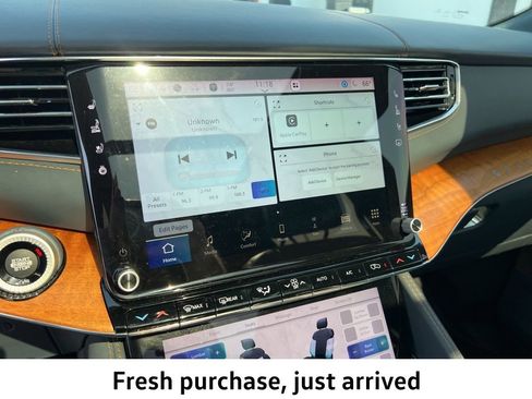 Used 2022 Jeep Grand Wagoneer Series II w/ Premium Group II image 24