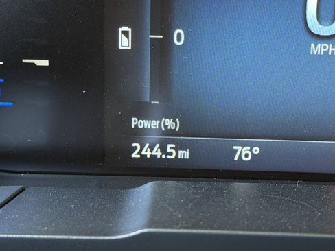 New 2026 Ford Maverick XLT FWD image 28