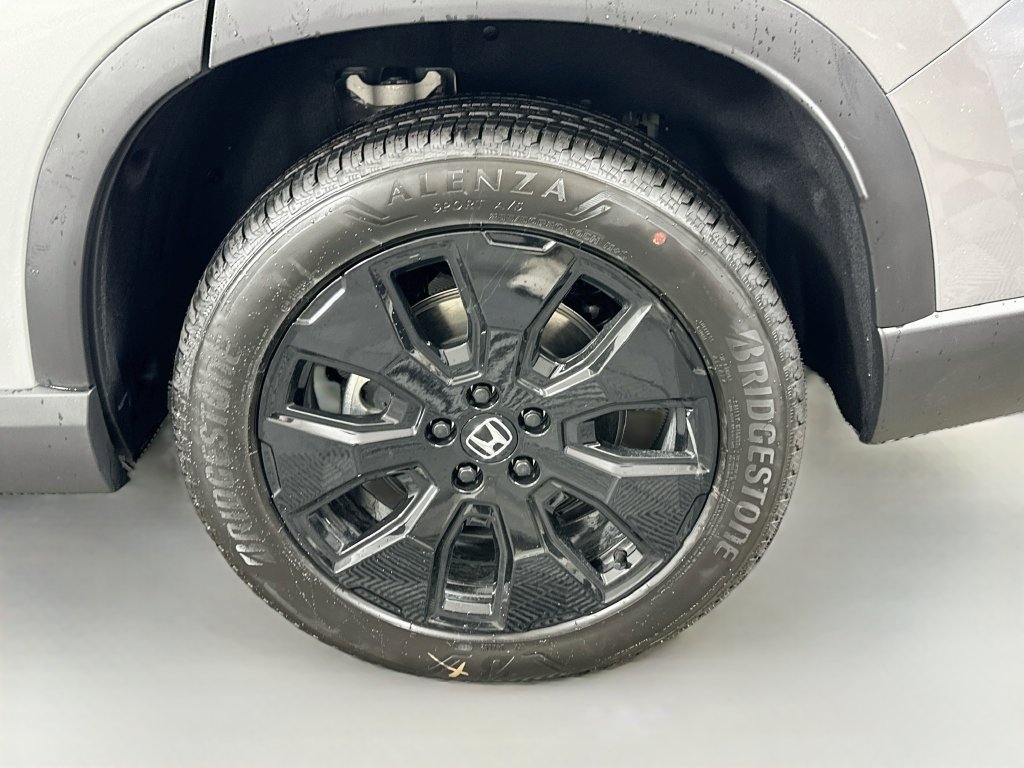 New 2026 Honda Pilot Black Edition image 23