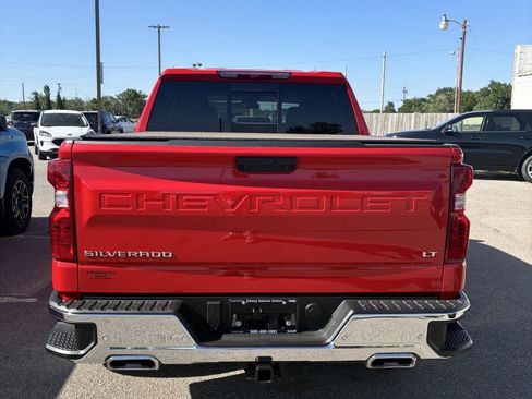 Used 2025 Chevrolet Silverado 1500 LT AWD/4WD image 13