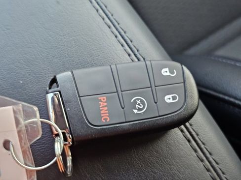 New 2026 Jeep Compass Latitude image 29