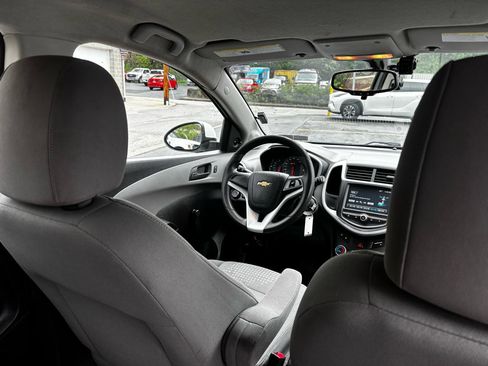Used 2017 Chevrolet Sonic LT FWD image 25