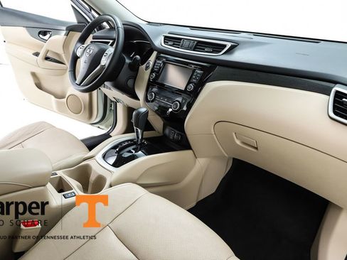 Used 2016 Nissan Rogue SL image 33