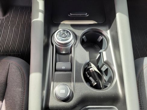 Used 2025 Ford Explorer Active image 26