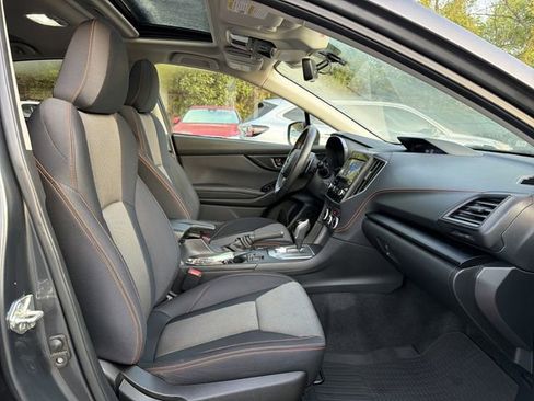 Used 2021 Subaru Crosstrek 2.0i Premium w/ Moonroof Package image 17