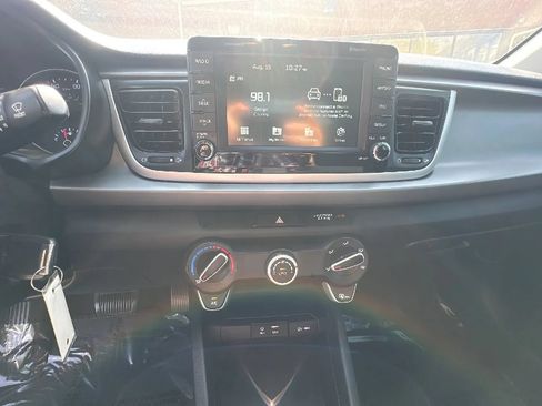 Used 2020 Kia Rio S FWD image 22