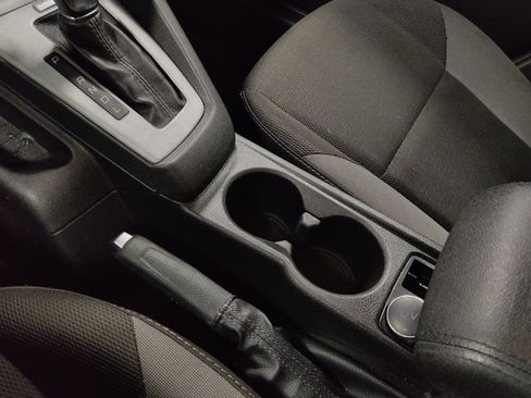 Used 2013 Ford Focus SE image 26