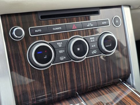 Used 2016 Land Rover Range Rover Supercharged AWD/4WD image 16
