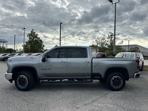 Used 2024 Chevrolet Silverado 2500 LTZ w/ LTZ Convenience Package image 5