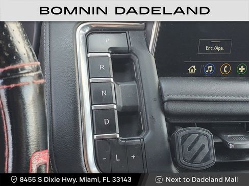 Used 2021 GMC Yukon SLE image 26