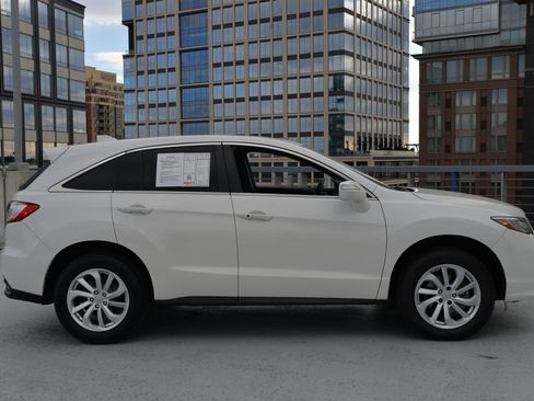 Used 2018 Acura RDX FWD image 8