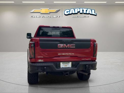 Used 2025 GMC Sierra 2500 AT4X w/ AT4X AEV Edition AWD/4WD image 5