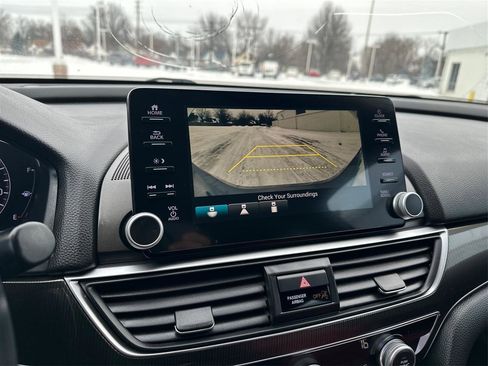 Used 2019 Honda Accord Sport image 26