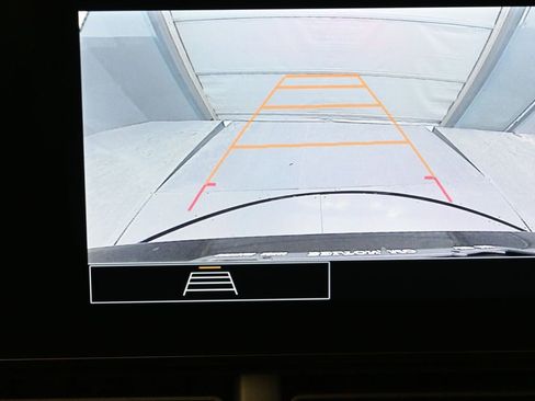 Used 2025 Chevrolet Trax LS image 21