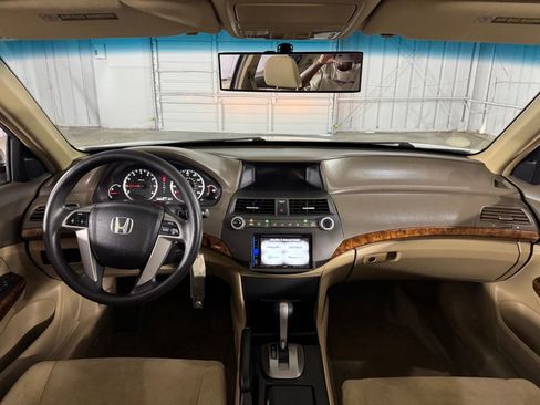 Used 2009 Honda Accord EX image 19