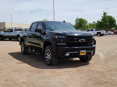 Used 2020 Chevrolet Silverado 1500 LT Trail Boss image 4