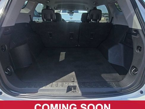 Used 2020 GMC Terrain SLT AWD/4WD image 8