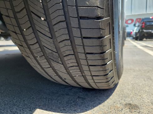 Used 2023 Dodge Durango SXT image 25