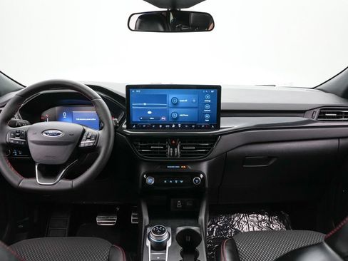 Certified 2024 Ford Escape ST-Line w/ Tech Pack #1 AWD/4WD image 16