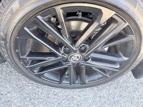 Used 2025 Toyota Camry SE w/ Convenience Package image 19