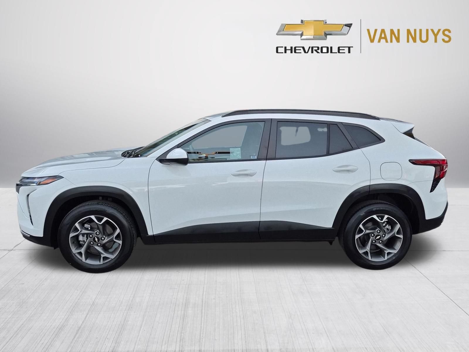 Used 2024 Chevrolet Trax LT FWD image 8