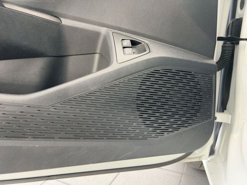 Certified 2024 Volkswagen Jetta SE image 22