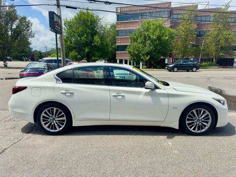 Used 2018 INFINITI Q50 Luxe w/ Essential Package (3.0T Luxe) RWD image 7