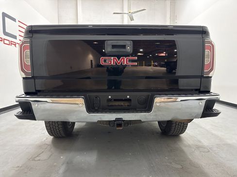 Used 2018 GMC Sierra 1500 SLT image 14