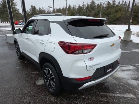 Used 2025 Chevrolet TrailBlazer LT image 7