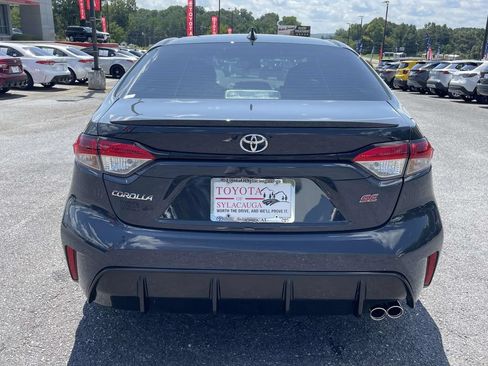 Used 2026 Toyota Corolla SE FWD image 3