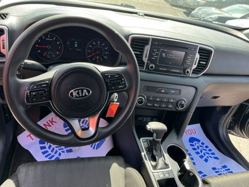 Used 2017 Kia Sportage LX FWD image 10