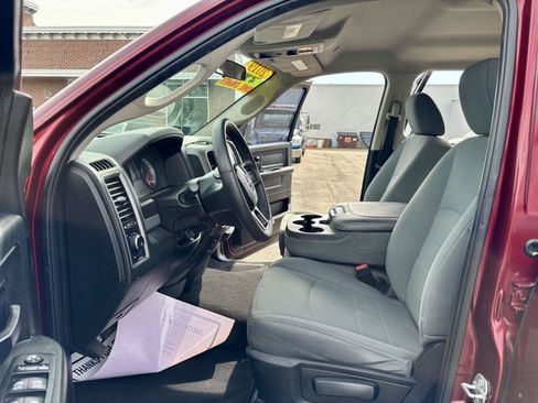 Used 2019 RAM 1500 Express w/ Express Value Package AWD/4WD image 8