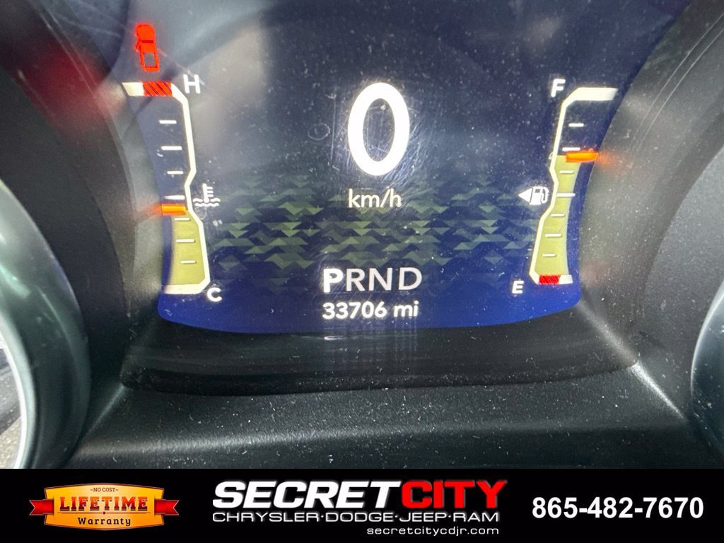 Used 2023 Jeep Gladiator Mojave w/ Cold Weather Group AWD/4WD image 39