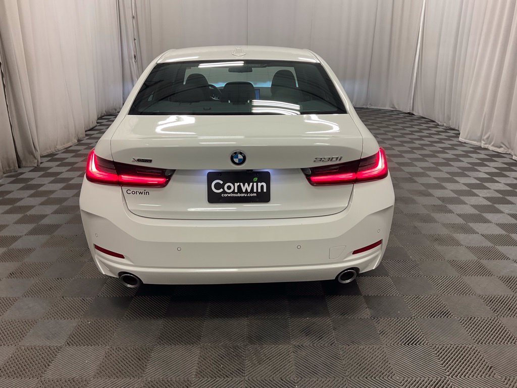Used 2026 BMW 330i xDrive Sedan AWD/4WD image 5