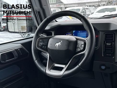 Used 2024 Ford Bronco Big Bend image 25